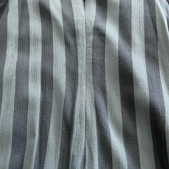 💚 Amuse Society size XS green striped maxi dress- make an offer!!💚 - Picture 5 of 8